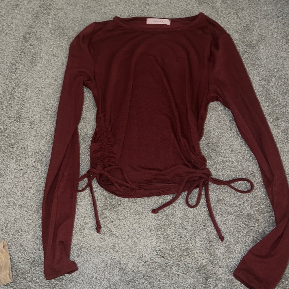 Long sleeve side tie top